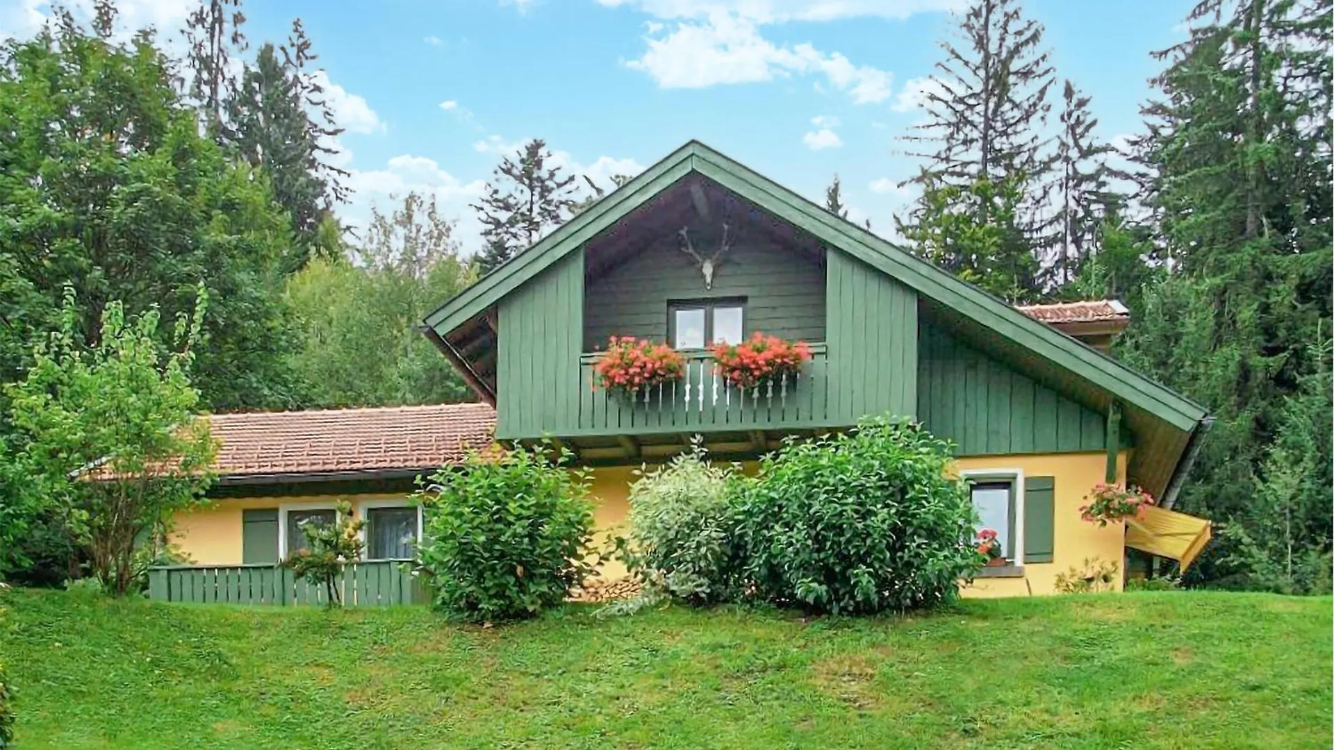 Cozy Home In Bayerisch Eisenstein With Wifi Regenhutte Holiday home